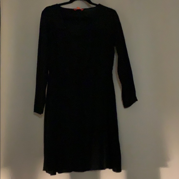 Black V Neck Dress - Picture 3 of 4